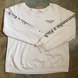 White Abercrombie and Fitch sweatshirt